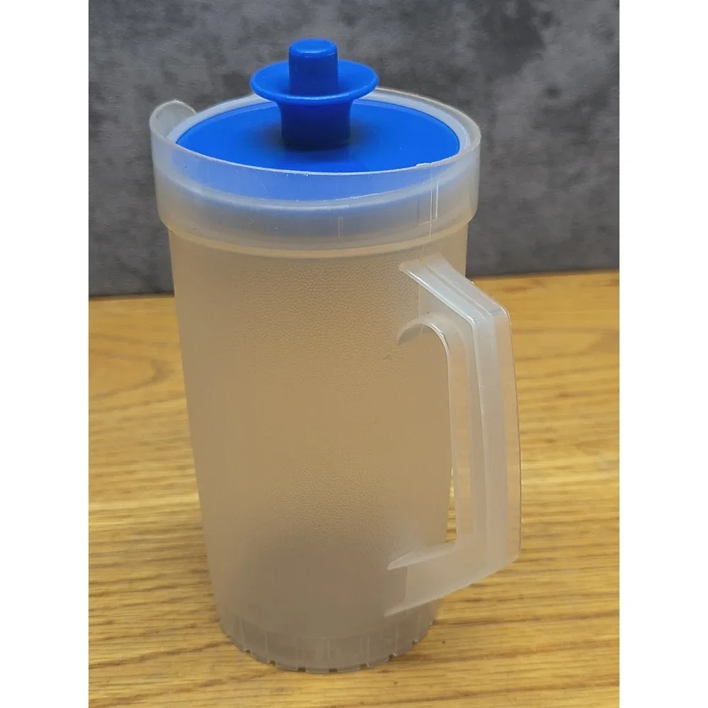 Rare Vintage Tupperware Toys Clear Pitcher With‎ Blue Lid 5